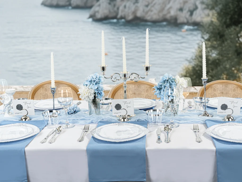 Disposable tableware at the beach wedding
